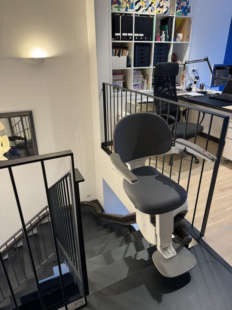 chaise monte-escaliers
