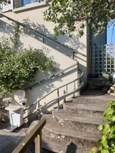chaise monte escalier